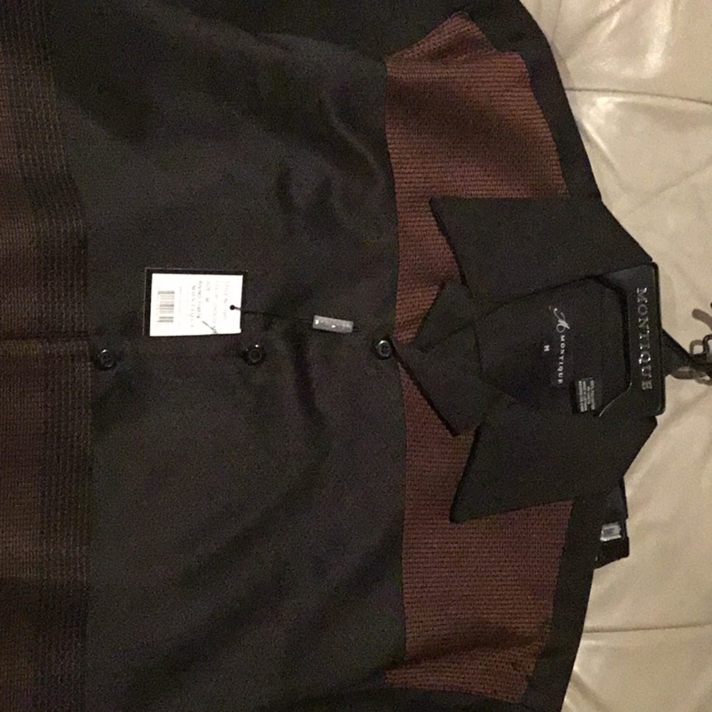 Long sleeve shirt and pants.